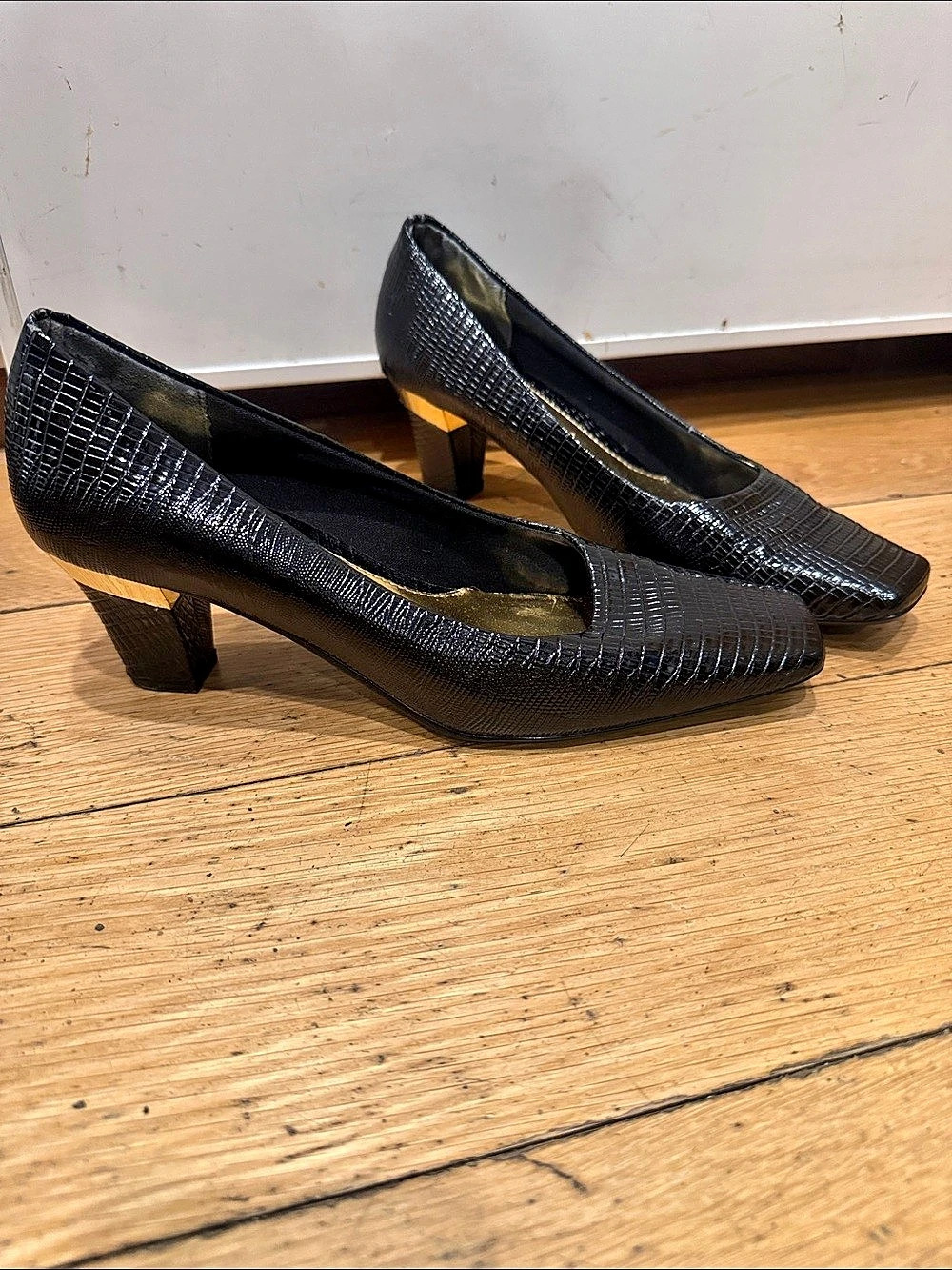 J.Renee Textured Pointed-Toe Heels in Black